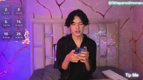 Snapshot of sthepanodimonaco chatting on 05-12-26, 04:09 Sthepano online show from 05-12-26, 04:09