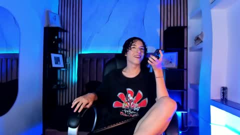 Snapshot of sthepanodimonaco chatting on 06-10-26, 04:23 Sthepano online show from 06-10-26, 04:23