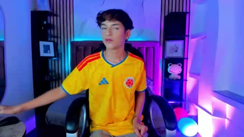 Snapshot of sthepanodimonaco chatting on 06-24-26, 03:27 Sthepano online show from 06-24-26, 03:27