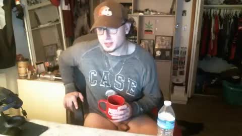 Snapshot of stickey4areason chatting on 12-20-24, 04:09 stickey online show from 12-20-24, 04:09