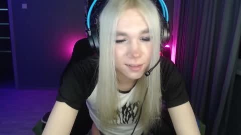 Steve online show from 12-03-25, 06:39