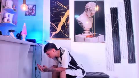 Stiven  brendan online show from 02-20-25, 08:50