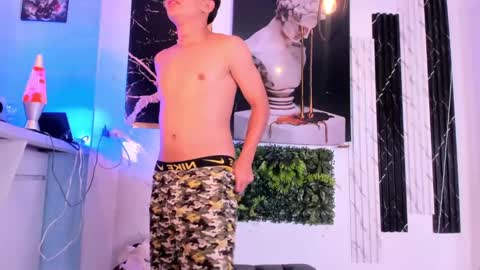 Stiven  brendan online show from 02-28-25, 04:54