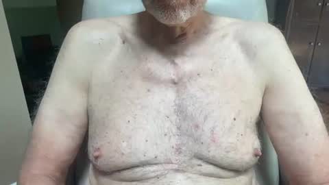 Snapshot of stillbad2 chatting on 06-17-26, 03:57 Stillbad2 online show from 06-17-26, 03:57