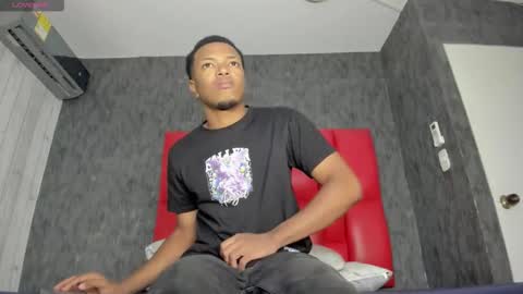 S T I V E N online show from 02-05-26, 03:44