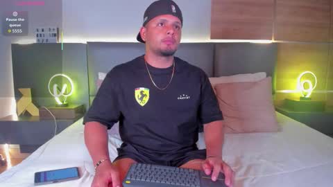 Stone Lee  online show from 09-16-25, 01:50