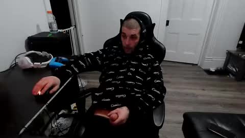 stonedpanda77 online show from 05-16-26, 02:19