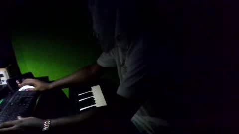 stonehardbbcdick1 online show from 10-11-25, 09:24