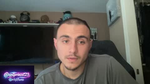 Snapshot of stoner394 chatting on 05-04-26, 02:40 stoner394 online show from 05-04-26, 02:40