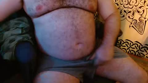 Stonerbear42 online show from 11-11-25, 09:42