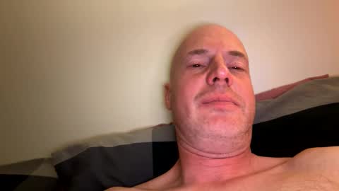 Stoodley22 online show from 04-10-26, 10:36