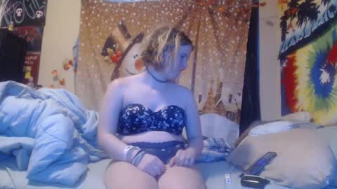 Snapshot of stormalley420 chatting on 12-26-24, 02:22 StormAlley420 online show from 12-26-24, 02:22