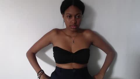 Sweety Stormi  online show from 05-13-26, 07:00