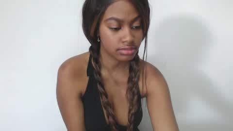 Snapshot of stormihills_ chatting on 04-25-26, 10:51 stormihills_ online show from 04-25-26, 10:51