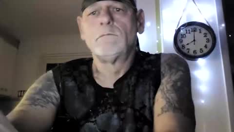 Snapshot of stormynorm14 chatting on 01-12-25, 01:00 stormynorm14 online show from 01-12-25, 01:00