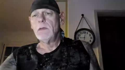Snapshot of stormynorm14 chatting on 09-28-25, 01:00 stormynorm14 online show from 09-28-25, 01:00