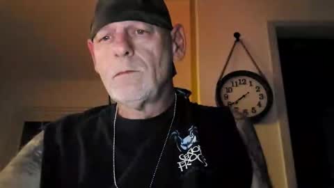 Snapshot of stormynorm14 chatting on 10-12-25, 11:37 stormynorm14 online show from 10-12-25, 11:37