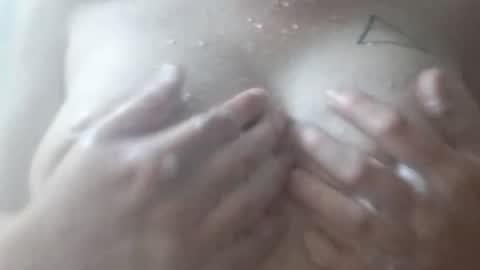 Snapshot of stormythunder chatting on 06-10-26, 01:54 Stormythunder online show from 06-10-26, 01:54