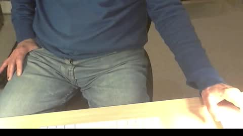 Snapshot of str8_dave chatting on 11-14-25, 09:13 Dave online show from 11-14-25, 09:13