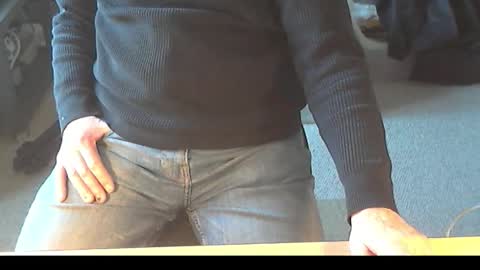 Snapshot of str8_dave chatting on 11-21-25, 02:49 Dave online show from 11-21-25, 02:49