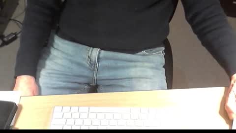 Snapshot of str8_dave chatting on 11-25-25, 05:35 Dave online show from 11-25-25, 05:35