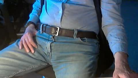 Dave online show from 05-13-26, 07:33