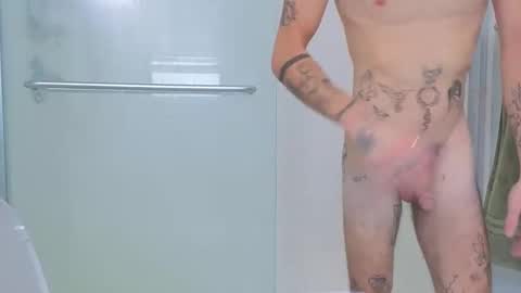 str8whiteboy21 online show from 10-28-25, 02:53