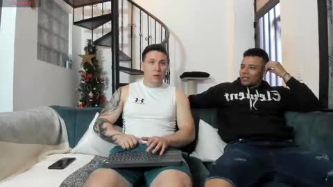 straight__friends online show from 12-20-25, 02:35