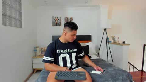 straight__friends online show from 03-30-26, 02:40