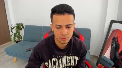 straight_boys_hornys online show from 03-22-26, 01:36