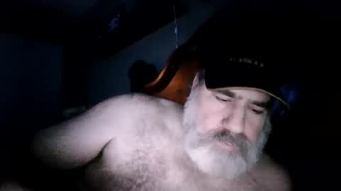 Snapshot of straightbear4you chatting on 06-07-26, 11:47 Straightbear4you online show from 06-07-26, 11:47
