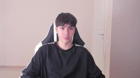 Ray online show from 09-13-25, 05:40