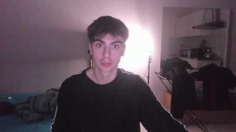 Ray online show from 03-18-26, 07:39