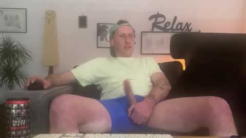 Snapshot of strammer_willi chatting on 02-15-26, 02:19 strammer_willi online show from 02-15-26, 02:19