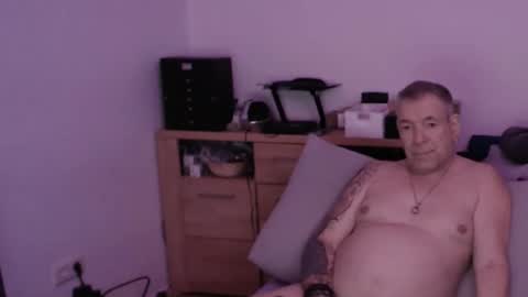 Stranger online show from 02-10-26, 09:30