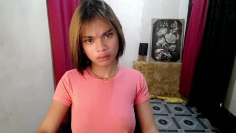 strawberry_kisses143 online show from 07-30-26, 02:54