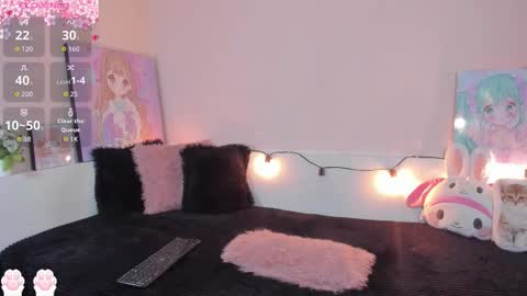 strawberry_kitty_ online show from 01-11-26, 03:55