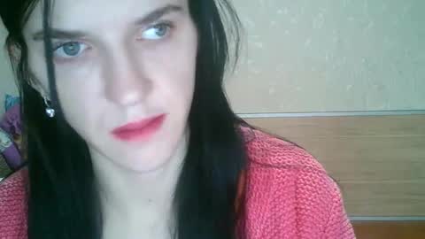 Snapshot of strawberry_storm chatting on 11-26-25, 11:33 Strawberry Storm online show from 11-26-25, 11:33