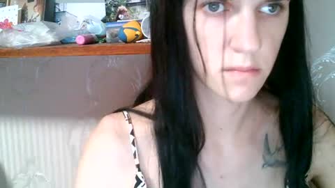 Snapshot of strawberry_storm chatting on 06-29-26, 05:57 Strawberry Storm online show from 06-29-26, 05:57