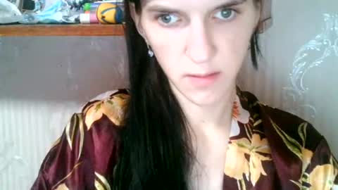 Snapshot of strawberry_storm chatting on 07-01-26, 10:20 Strawberry Storm online show from 07-01-26, 10:20