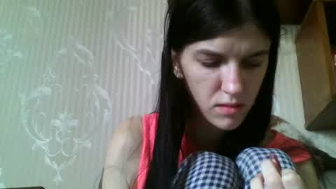 Snapshot of strawberry_storm chatting on 08-01-26, 10:14 Strawberry Storm online show from 08-01-26, 10:14