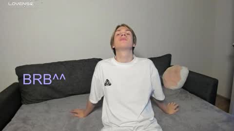 Streis  open pvt online show from 11-08-25, 07:01