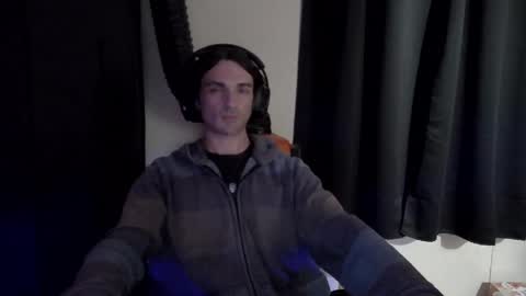 Snapshot of stringgreens007 chatting on 06-05-26, 02:34 stringgreens007 online show from 06-05-26, 02:34