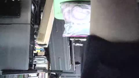 Snapshot of strokinky chatting on 05-30-26, 05:59 Diamond Hunter online show from 05-30-26, 05:59