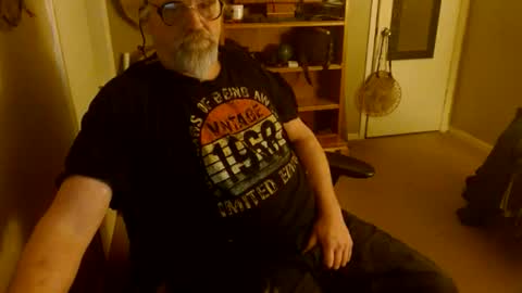 Snapshot of stroknpoker chatting on 02-25-25, 07:42 stroknpoker online show from 02-25-25, 07:42