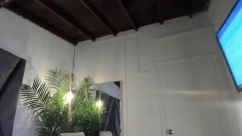 Snapshot of strong_girl_ chatting on 05-04-26, 11:06 Alexa online show from 05-04-26, 11:06