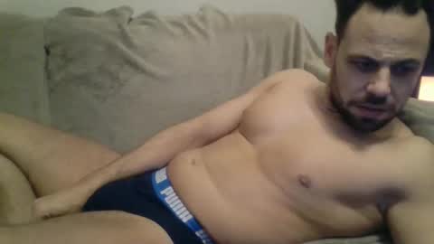 Snapshot of strongfitguy chatting on 12-22-24, 03:00 Handsome guy online show from 12-22-24, 03:00