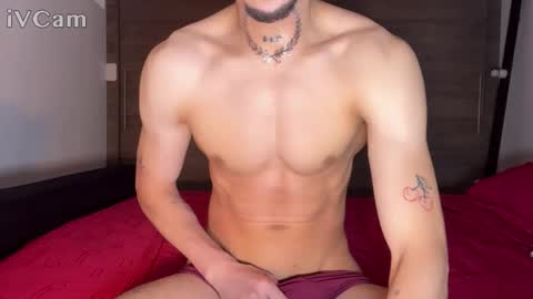 Snapshot of stronghardlatino chatting on 06-01-26, 02:24 stronghardlatino online show from 06-01-26, 02:24