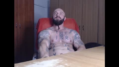 StrongIvan online show from 10-23-25, 04:12