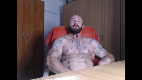 Snapshot of strongivan chatting on 06-06-26, 06:23 StrongIvan online show from 06-06-26, 06:23